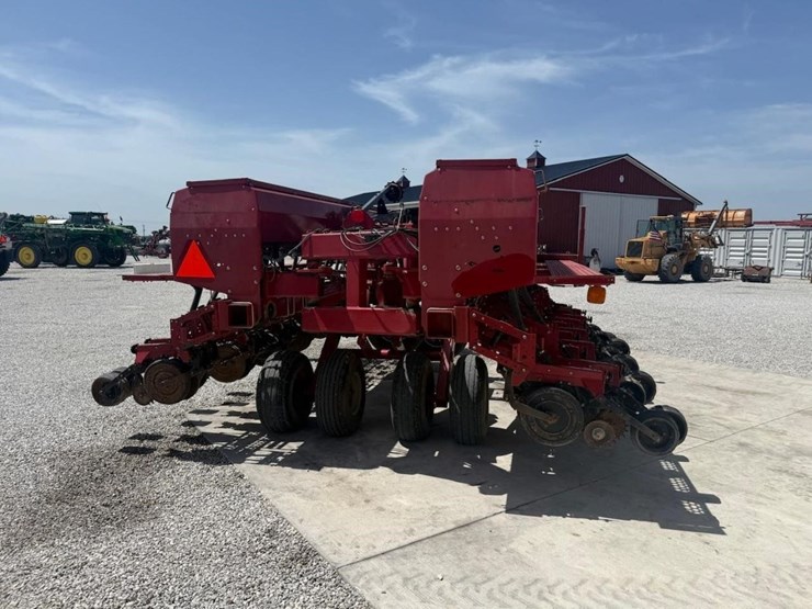 case-ih-5500-image-49