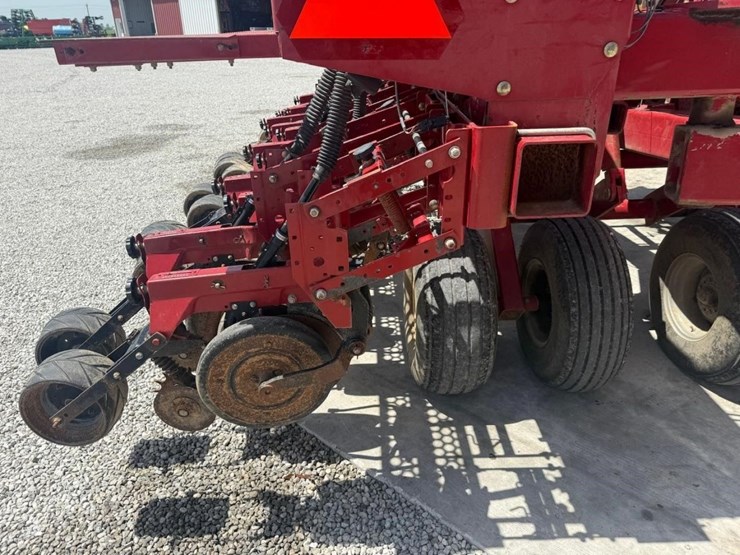 case-ih-5500-image-17