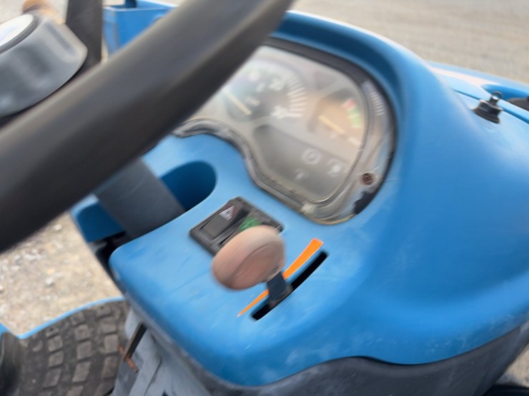 new-holland-7308-image-49