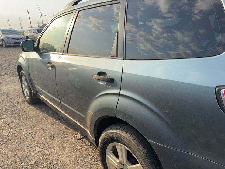 2012-subaru-forester-image-12