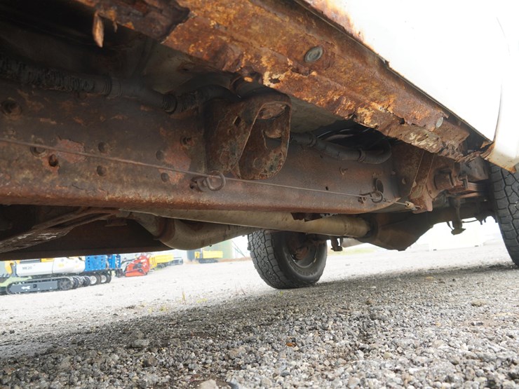 2008-chevrolet-2500-image-40