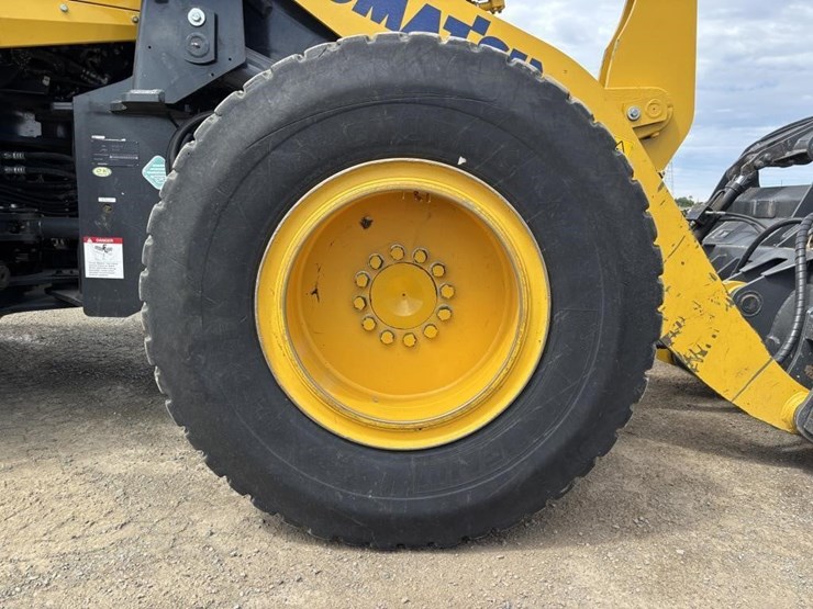 2019-komatsu-wa200-8-image-17