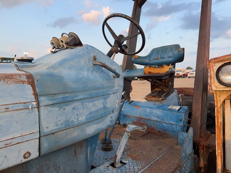 ford-tractor-image-34