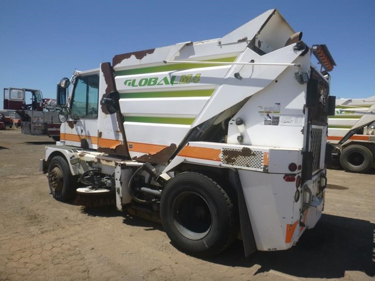 2013-global-m4-sweeper-image-4