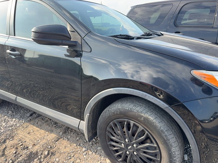 2018-toyota-rav4-image-16
