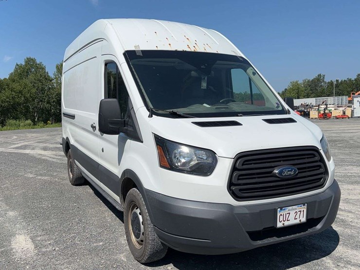 2017-ford-transit-image-7