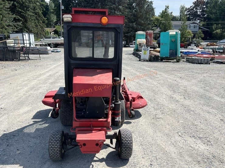 toro-groundsmaster-325d-image-4