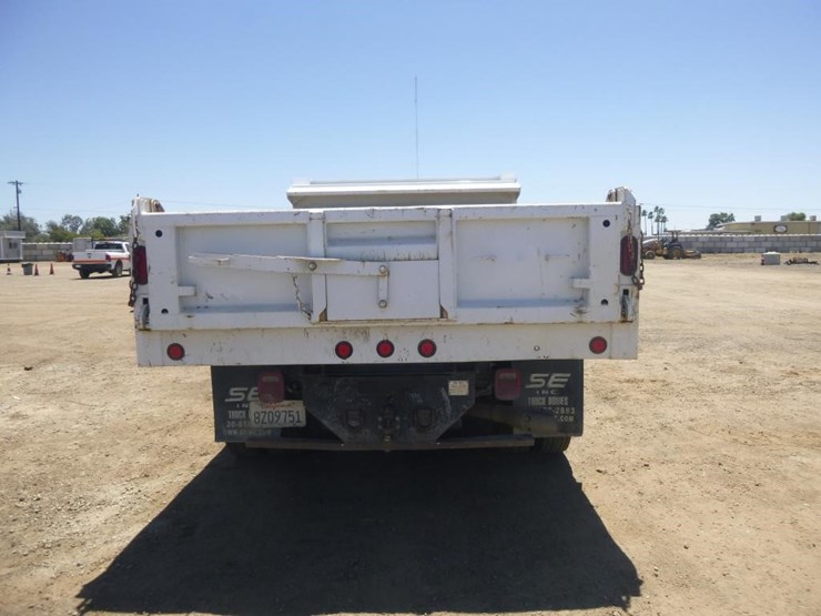 2011-ford-f550-image-14