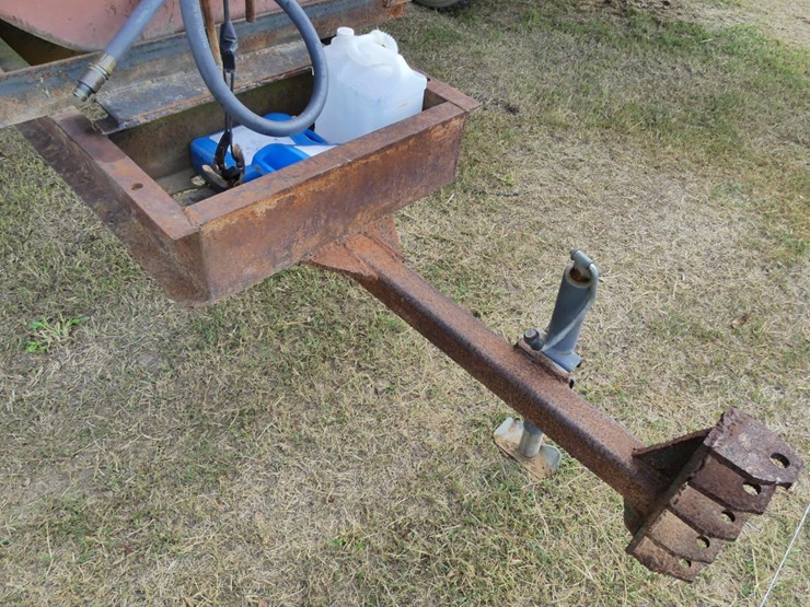 500-gal-fuel-tank-on-wagon-image-8