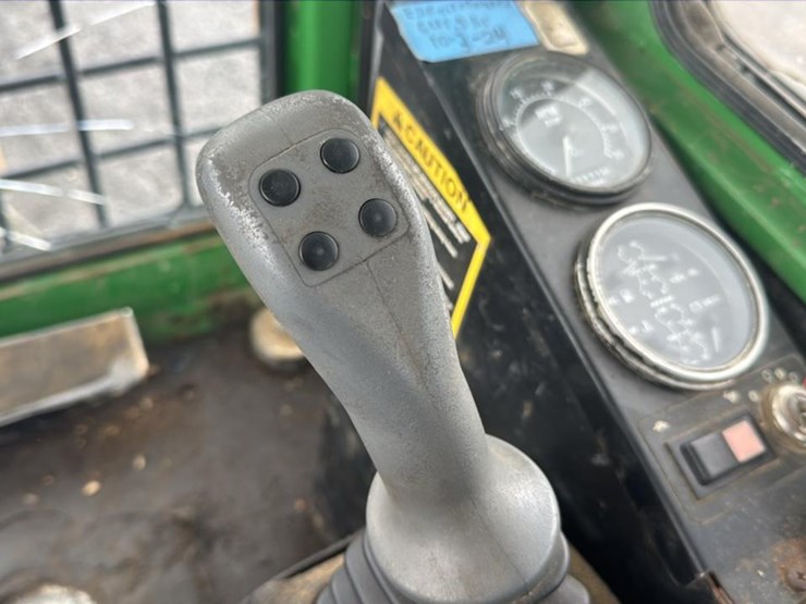 2007-deere-437c-image-53