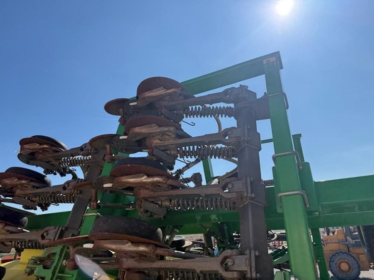 2015-john-deere-1990-image-47