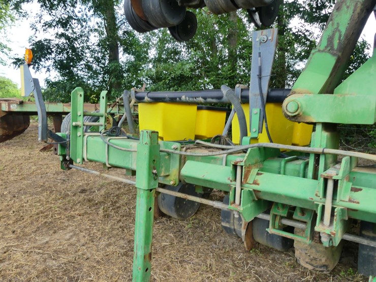 john-deere-1720-image-9