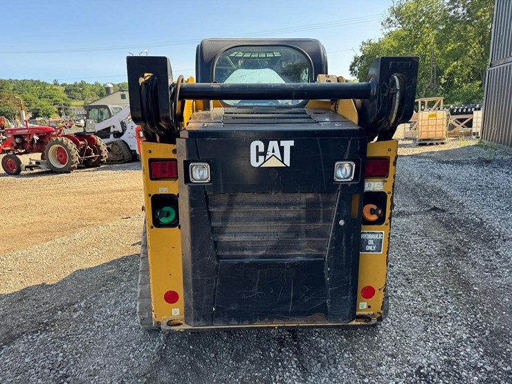 2017-caterpillar-249d-image-5
