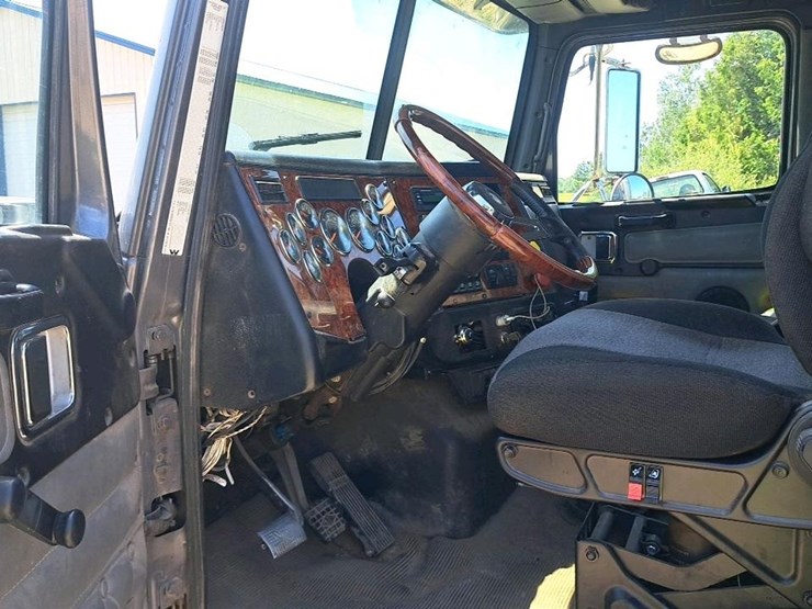 2009-western-star-4900-image-14