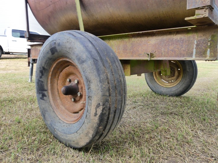 500-gal-fuel-tank-on-wagon-image-5