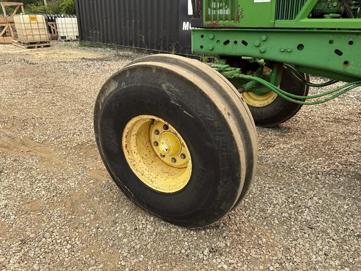 john-deere-7210-image-19