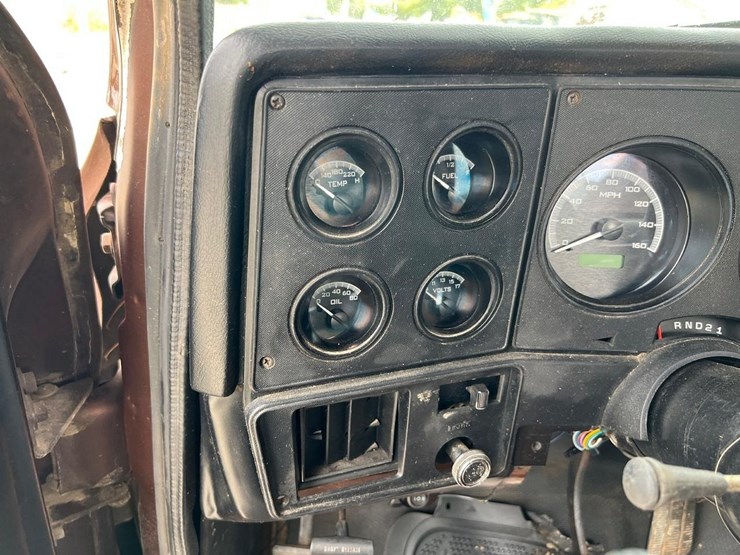 chevrolet-c30-image-26