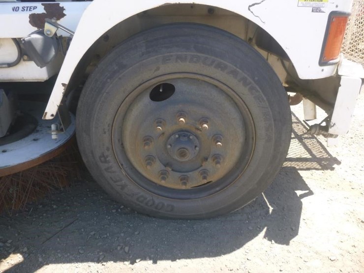 2013-global-m4-sweeper-image-17