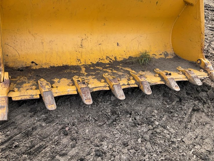 2005-deere-655c-image-59