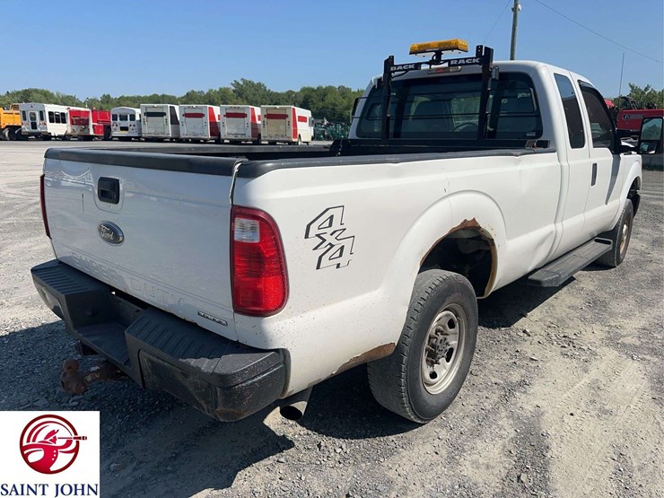 2016-ford-f250-xl-image-5