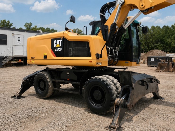 2019-caterpillar-m322f-image-3