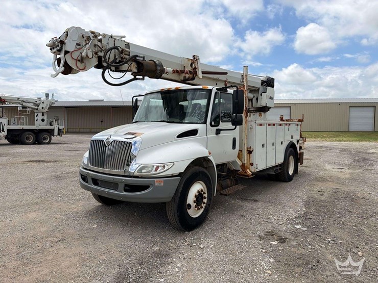 2008-international-durastar-4300-image-38