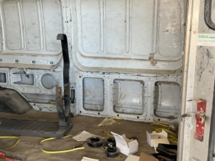 2020-ford-transit-image-10
