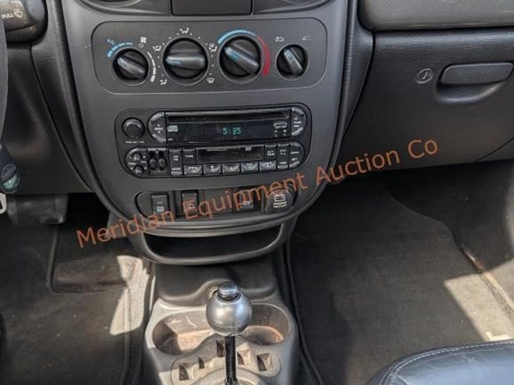 2003-chrysler-pt-cruiser-image-13