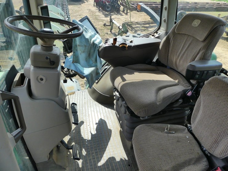 2015-john-deere-8345r-image-15