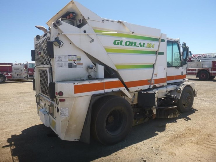2013-global-m4-sweeper-image-3
