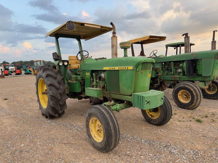 john-deere-4020-image-2