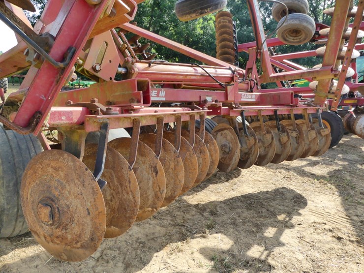 case-ih-3950-image-5
