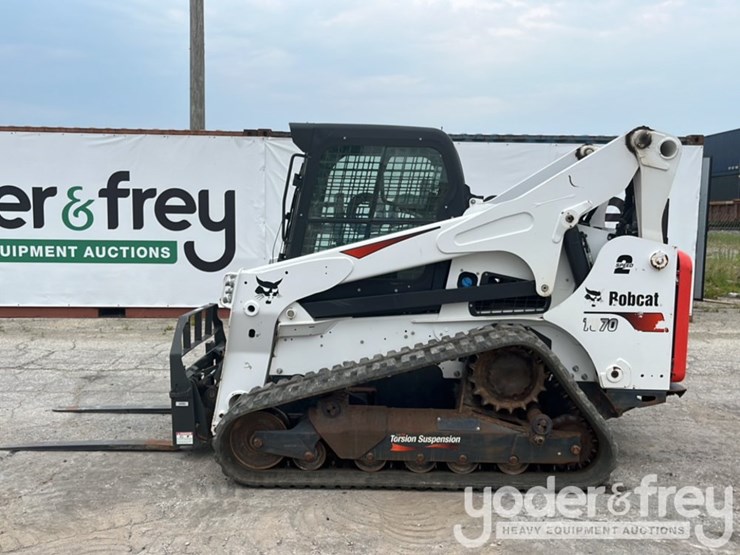 2022-bobcat-t870-image-3