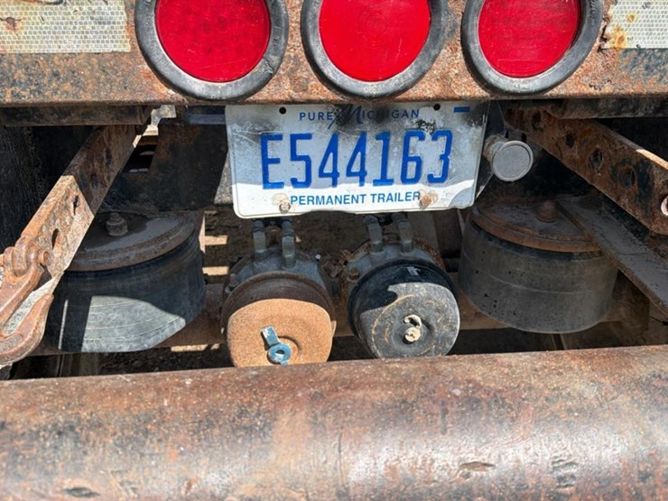 #127-•-2015-kenworth-log-truck-image-88