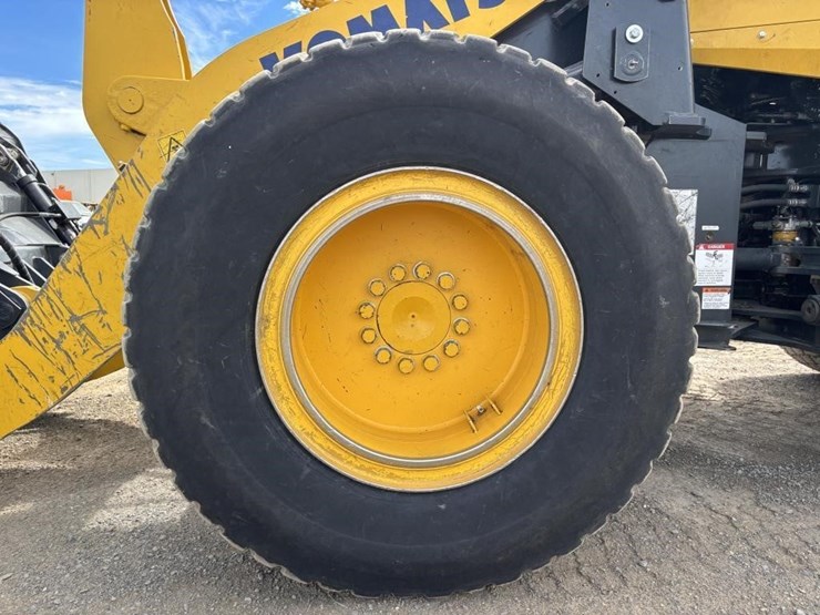 2019-komatsu-wa200-8-image-20