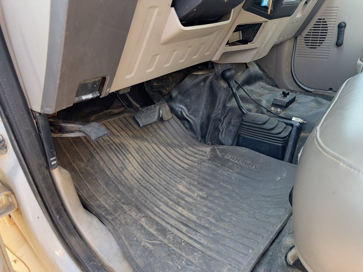 2008-ford-f250-image-33