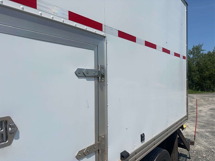 2012-ford-f450-xl-image-19