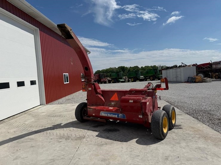 2015-new-holland-fp230-image-9