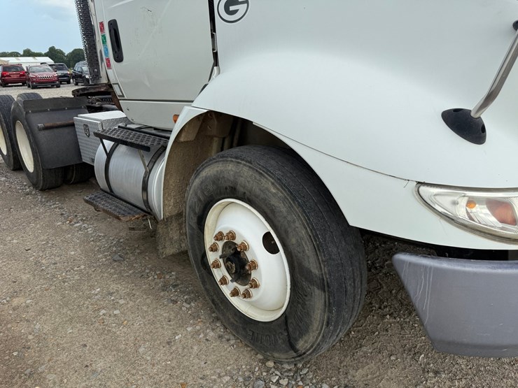 2012-international-transtar-8600-image-40