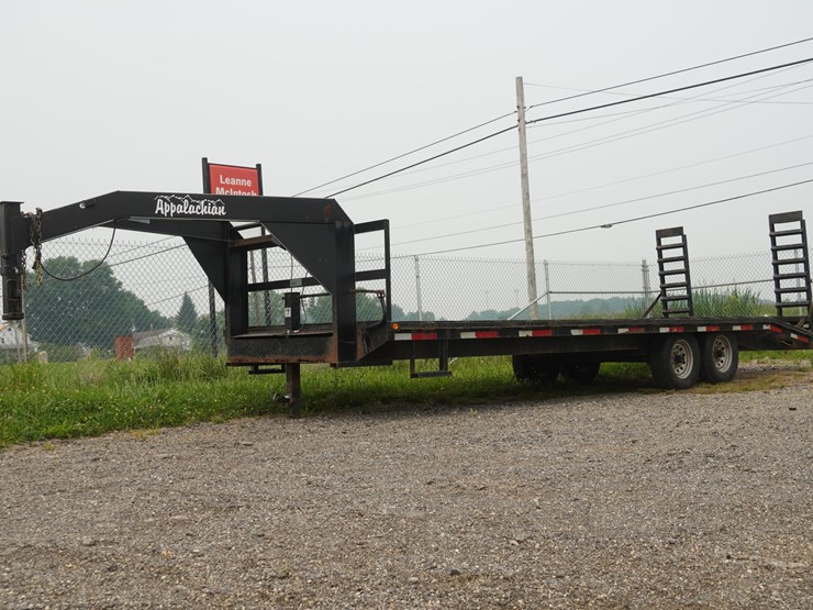 #136-•-2013-appalachian-49290-24'-trailer-image-3