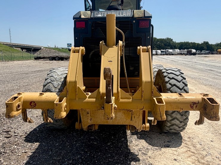 2008-caterpillar-12m-image-6