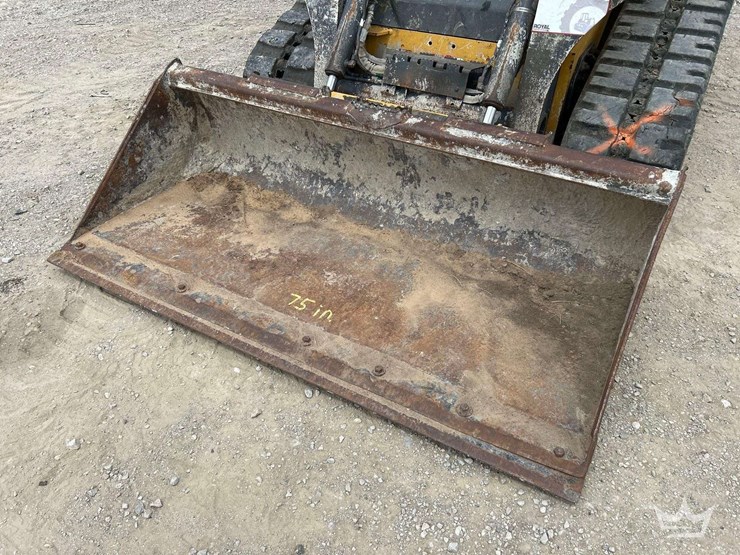 deere-325g-image-15