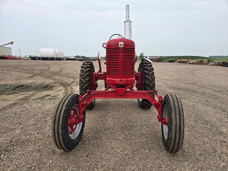 1939-farmall-super-hv-tractor-image-5