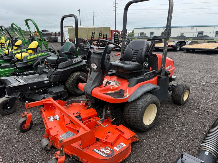 kubota-f2690-image-1