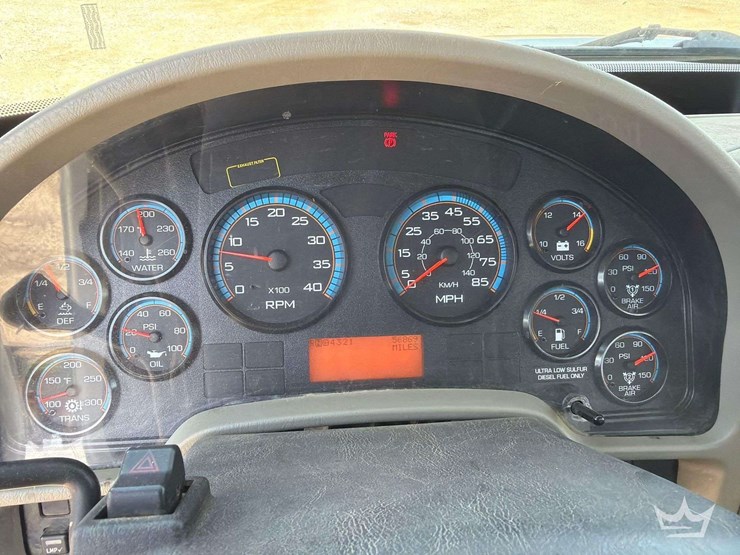 2019-international-durastar-4300-image-33
