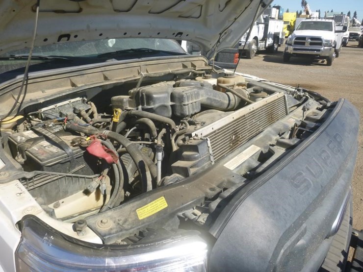 2014-ford-f350-image-17