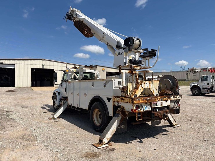 2019-international-durastar-4300-image-4