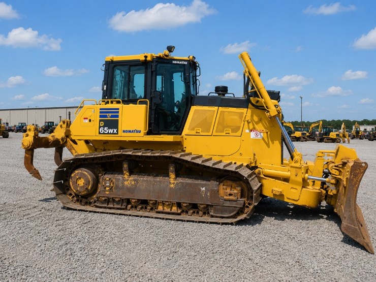 2019-komatsu-d65wx-18-image-2