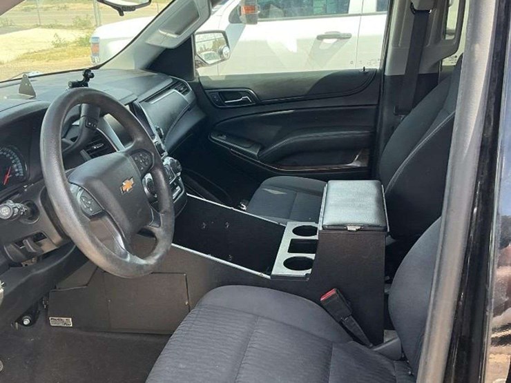 2020-chevrolet-tahoe-image-7
