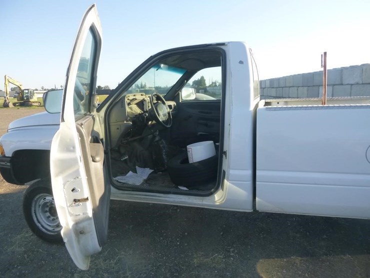 1996-dodge-ram-2500-image-7